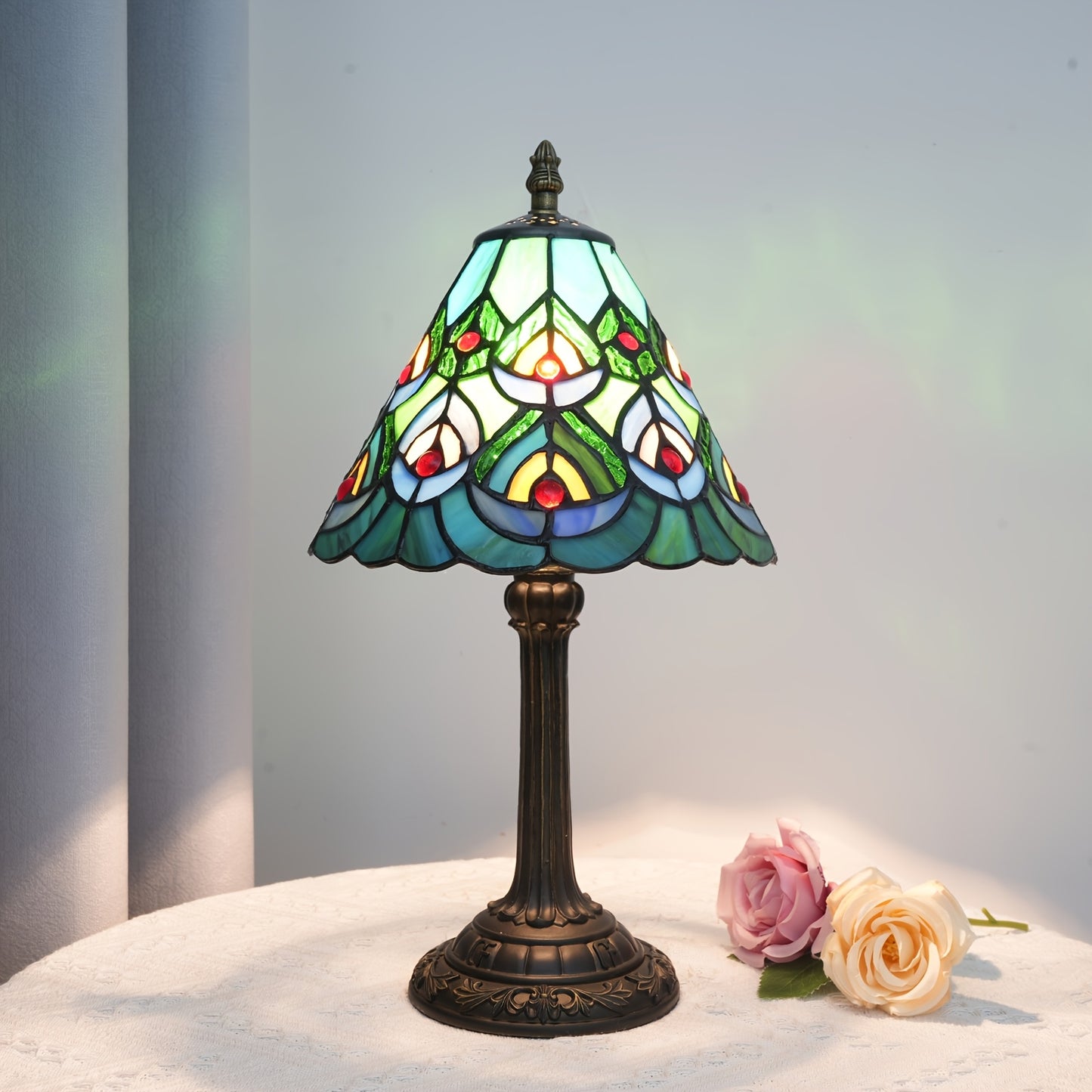 Luxury Art Flower Handcrafted Table lamp