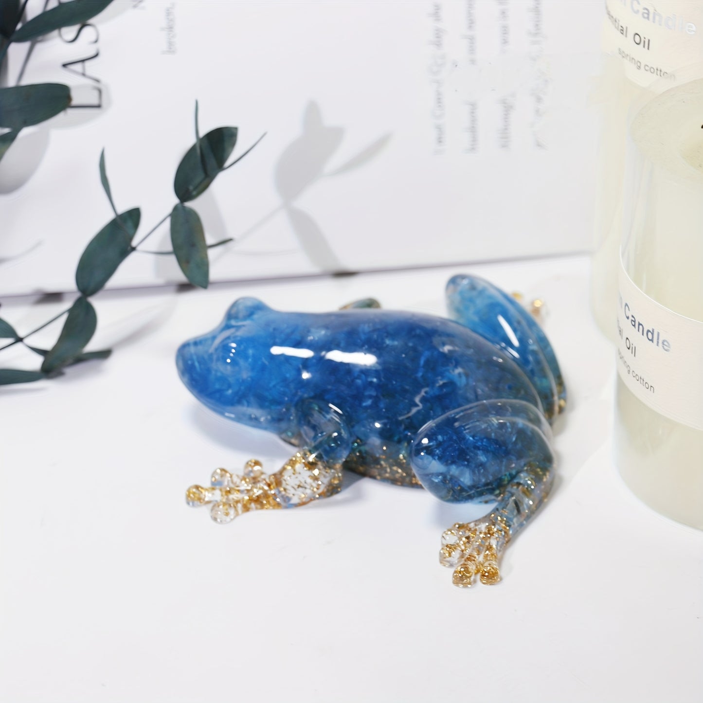 Sparkling Crystal Resin Frog Ornament Handcrafted Table