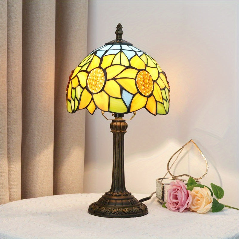 Luxury Art Flower Handcrafted Table lamp